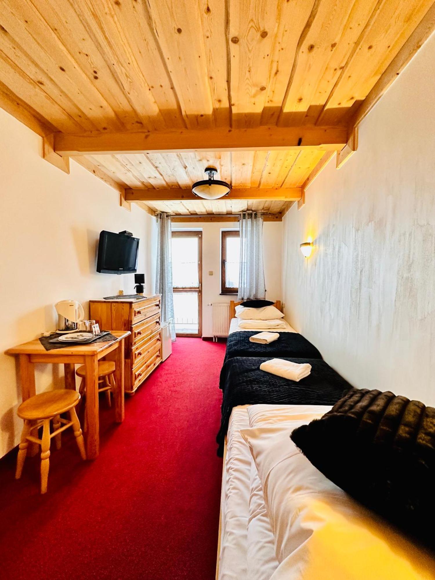 U Podnoza Tatr Cztery Pory Roku Bed & Breakfast Koscielisko